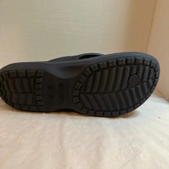 Crocs Unisex Baya II Flip Sandals - Picture 7 of 7